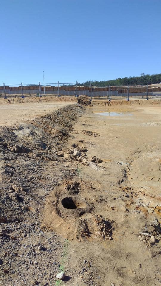 Fencing Retaining walls complete and backfilled