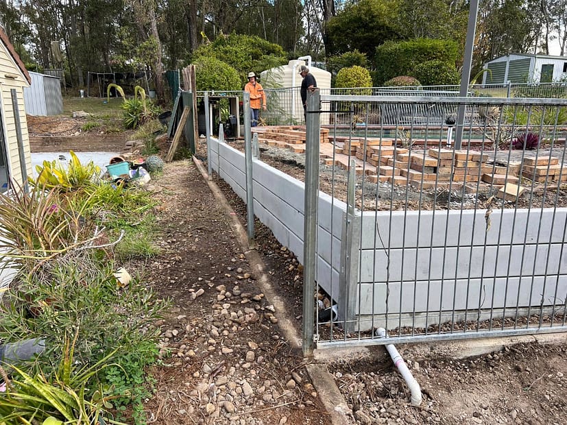 Replacing timber retaining walls with concrete sleeper walls 01