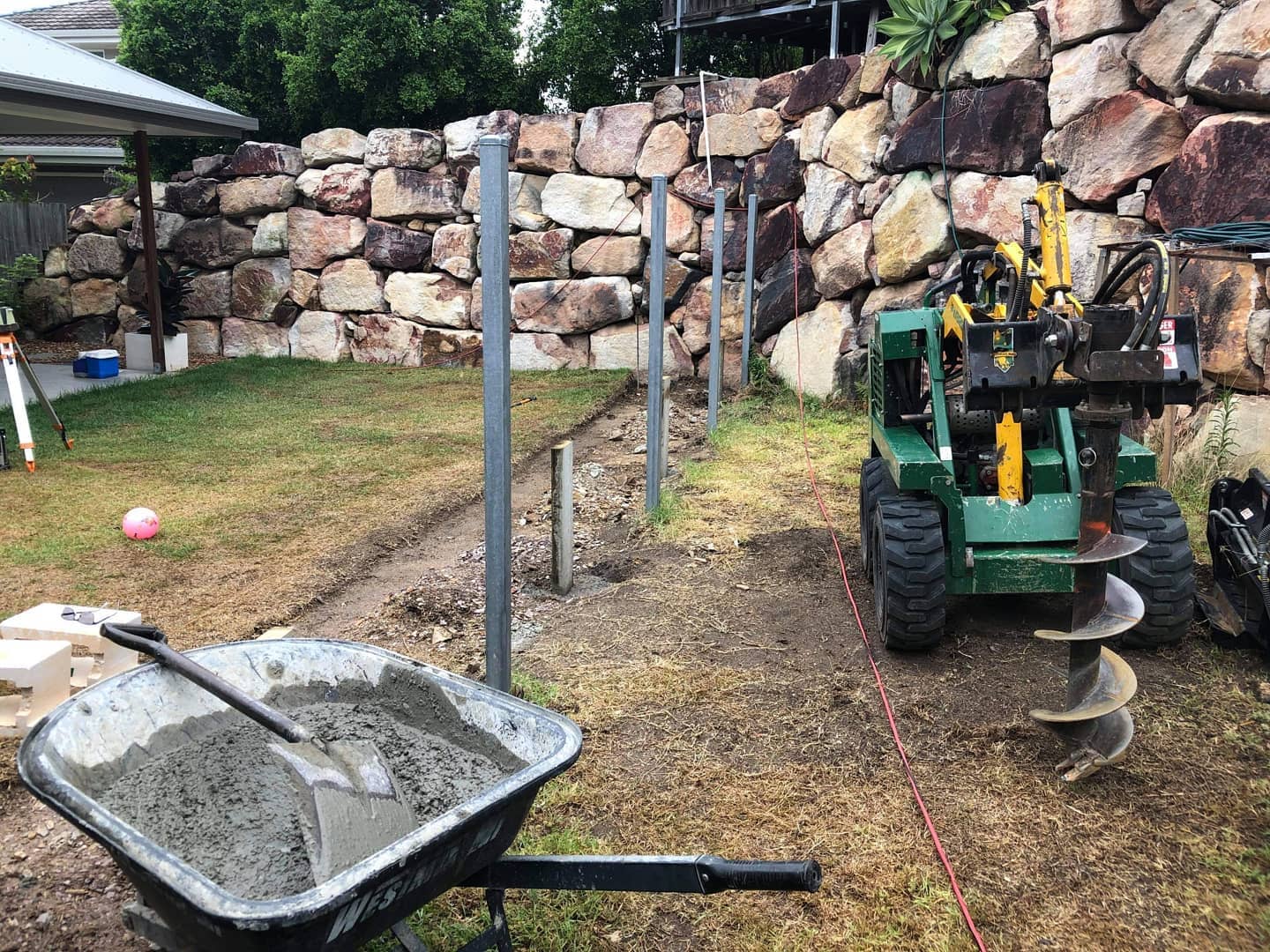 Retaining wall garden bed