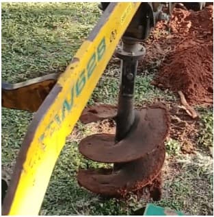 Augers Post Hole Digger Earthmoving and landscaping services in Brisbane & Ipswich. Rogers Little Loaders offers mini excavation, hardscape landscaping, and more.