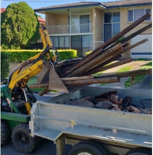 Kanga Mini Loader Earthmoving and landscaping services in Brisbane & Ipswich. Rogers Little Loaders offers mini excavation, hardscape landscaping, and more.